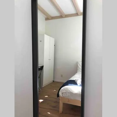 New Cozy With Private Bathroom P-room 1 Apartamento Delft