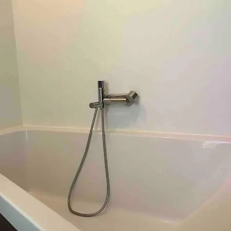 New Cozy With Private Bathroom P-room 1 *