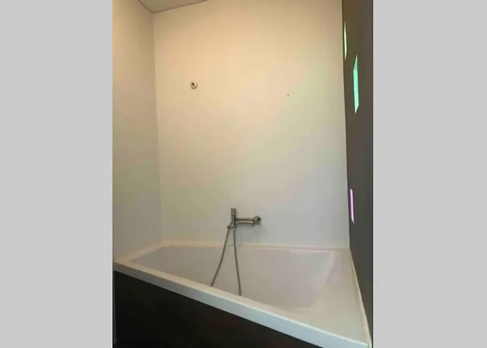 Lägenhet New Cozy With Private Bathroom P-room 1 *