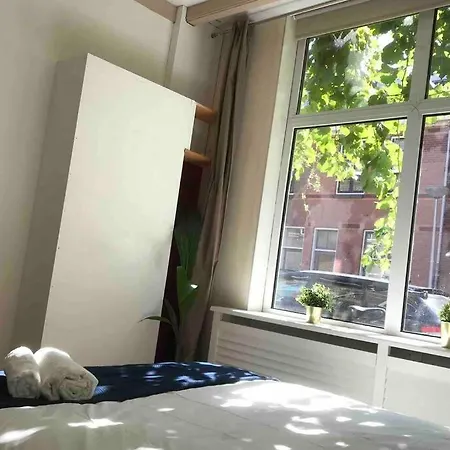 New Cozy With Private Bathroom P-room 1 델프트