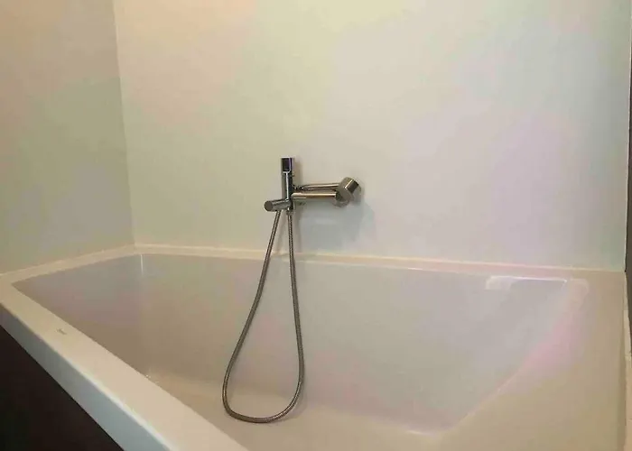 New Cozy With Private Bathroom P-room 1 *